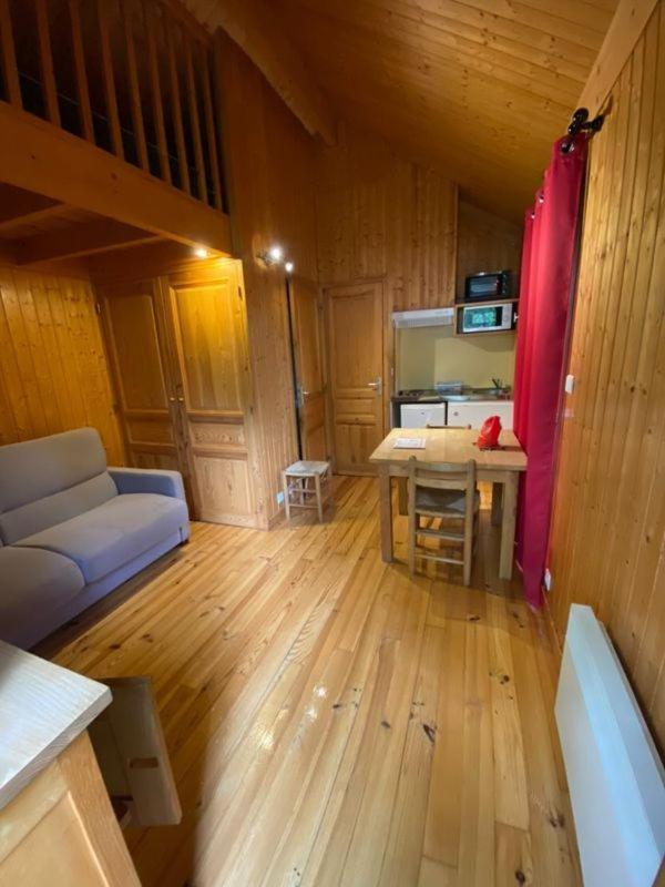 Camping Le Pre Morjal Ispagnac Zewnętrze zdjęcie