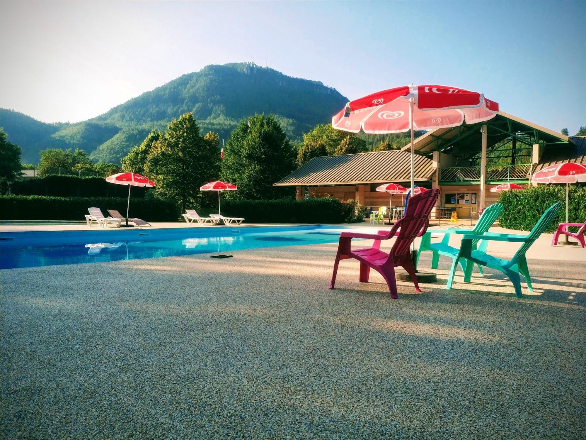 Camping Le Pre Morjal Ispagnac Zewnętrze zdjęcie